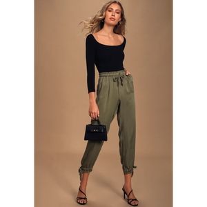 Lulu's Size Small Sebastian Chic Olive Green Pants
